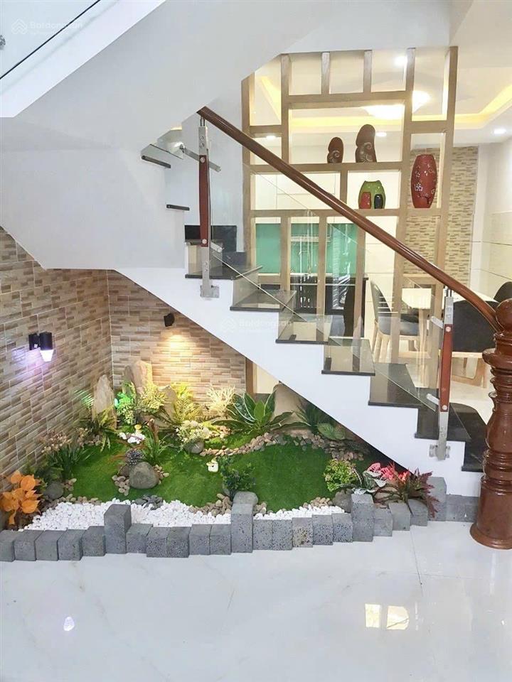 Nhà đẹp 5 phòng ngủ, hẻm 6m đúc 5 tấm, nội thất đẹp, khu cao tầng đường mã lò, bhh a, bình tân