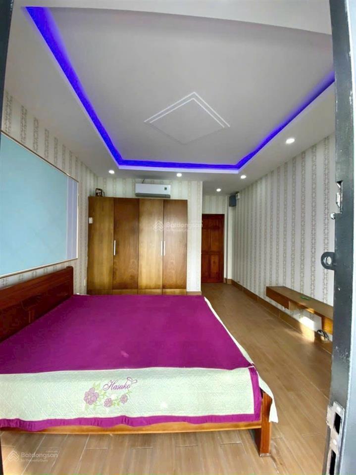 Nhà đẹp 5 phòng ngủ, hẻm 6m đúc 5 tấm, nội thất đẹp, khu cao tầng đường mã lò, bhh a, bình tân