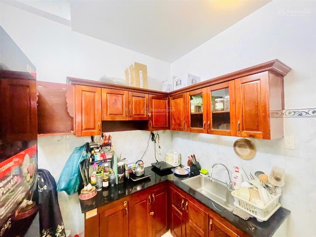 Nhà đúc 4 tấm hẻm thông xe hơi thẳng đẹp đường số 14 phường bhh a quận bình tân