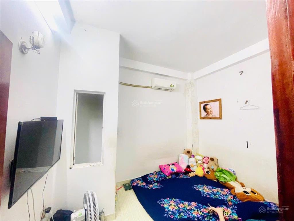 Nhà đúc 4 tấm hẻm thông xe hơi thẳng đẹp đường số 14 phường bhh a quận bình tân