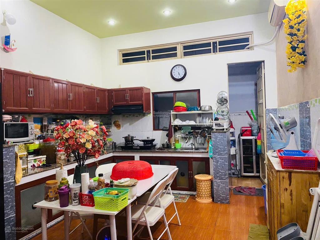 Nhà bán hẻm kinh doanh đường hương lộ 2 . diện tích 4 x20. phường bình trị đông a quận bình tân