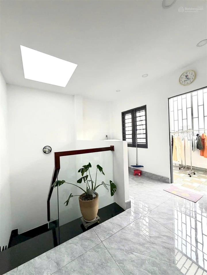 Nhà đẹp giá tốt đường số 14 phường bhh a quận bình tân