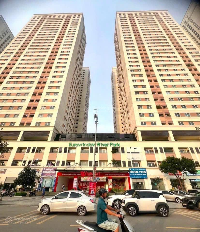 Bán căn 2 phòng ngủ tầng trung view sông cực thoáng đẹp giá tốt thị trường