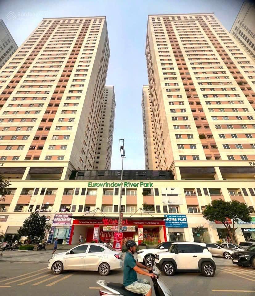 Cần bán nhanh căn hộ 3pn tầng trung view đẹp nhà mới giá 4 tỷ