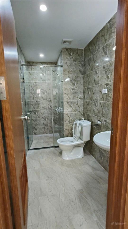 Cần bán nhanh căn hộ 3pn tầng trung view đẹp nhà mới giá 4 tỷ
