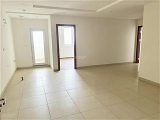 Bán căn 2pn đẹp tòa nhà, nhà mới, view triển lãm, tầng trung, giá chỉ 47tr/m2