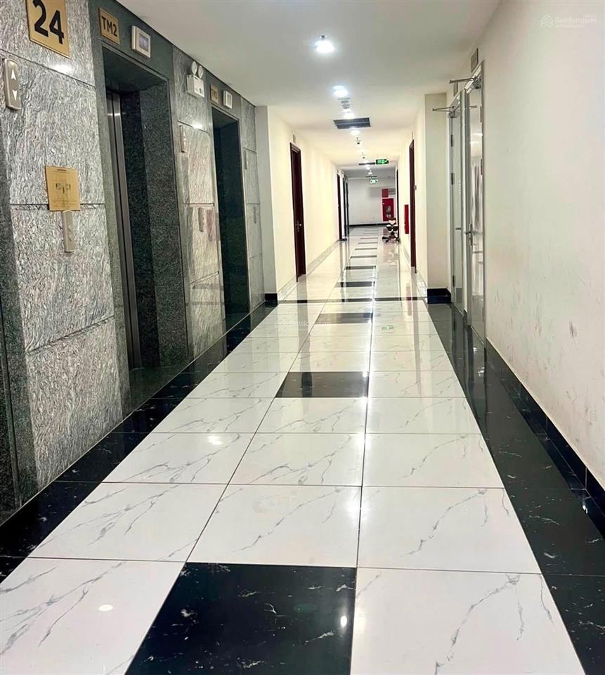 Bán căn hộ 2pn tầng trung giá 3,5 tỷ nhà mới chưa ở