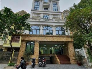 Mặt phố từ hoa  tây hồ  135m2  8 tầng  lô góc  view hồ  vỉa hè rộng  dt ổn định