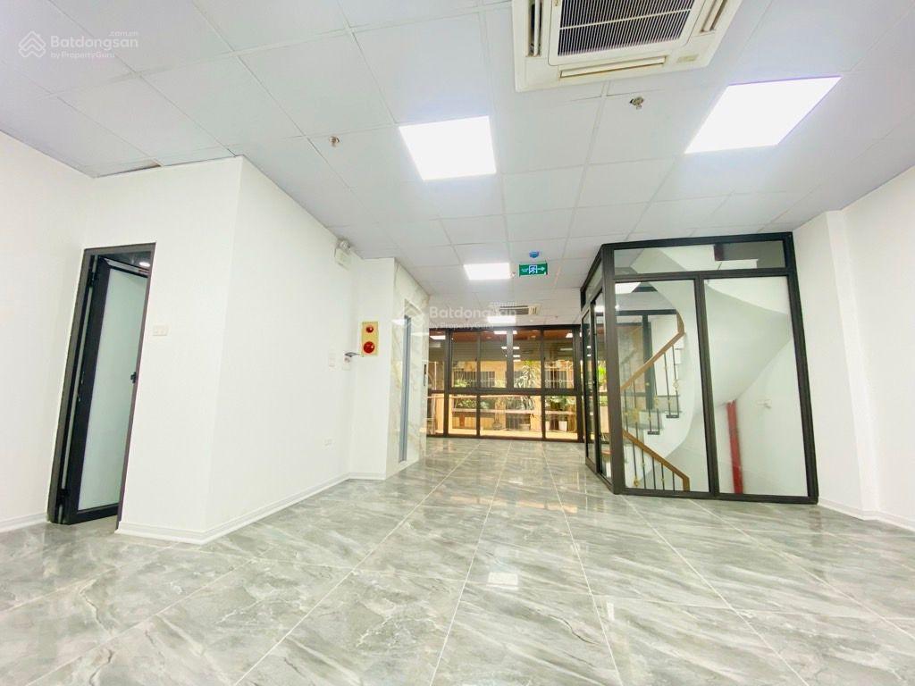 Lô góc  khu phân lô phố xã đàn  85m2  9 tầng  oto tránh  pccc đạt chuẩn