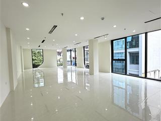 Chính chủ cho thuê tòa nhà phố nguyễn phong sắc  100m2  xây mới  pccc đạt chuẩn