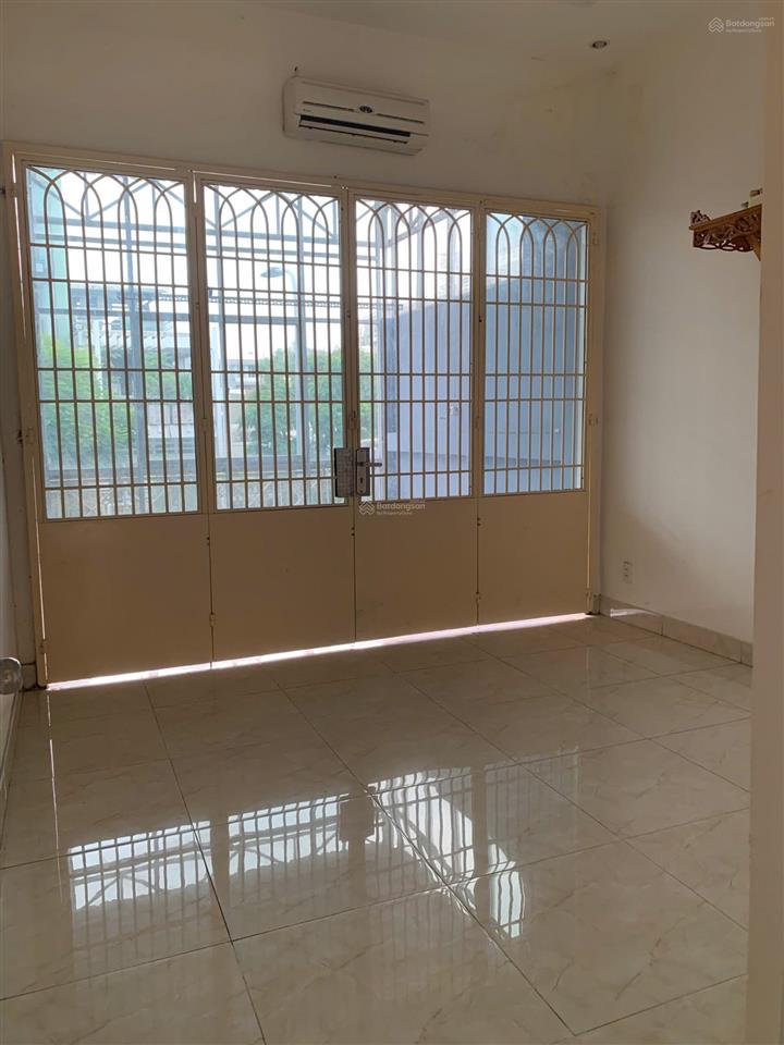 Cho thuê nhà mt đường điện biên phủ dt 4x18 1 trệt 2 lầu gần chợ bàn cờ, khu vực kinh doanh !