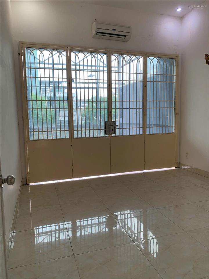 Cho thuê nhà mt đường điện biên phủ dt 4x18 1 trệt 2 lầu gần chợ bàn cờ, khu vực kinh doanh !