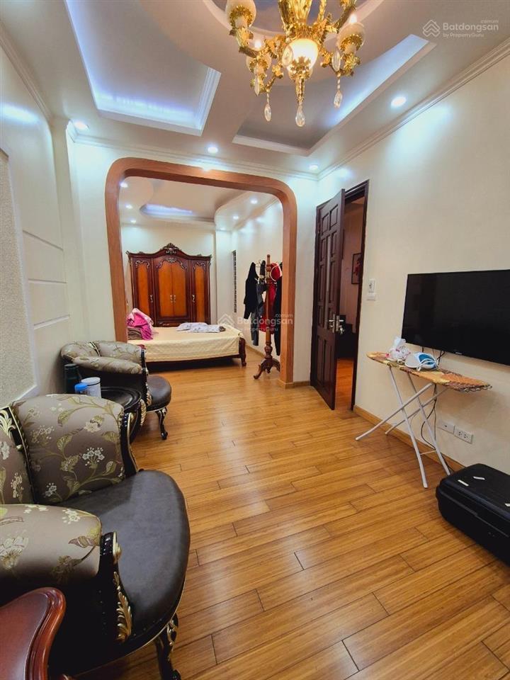 Bán nhà phố lưu quang vũ, 45m2, 6 tầng. mặt tiền 5,4m. nhà đẹp, kinh doanh, giá 30 tỷ