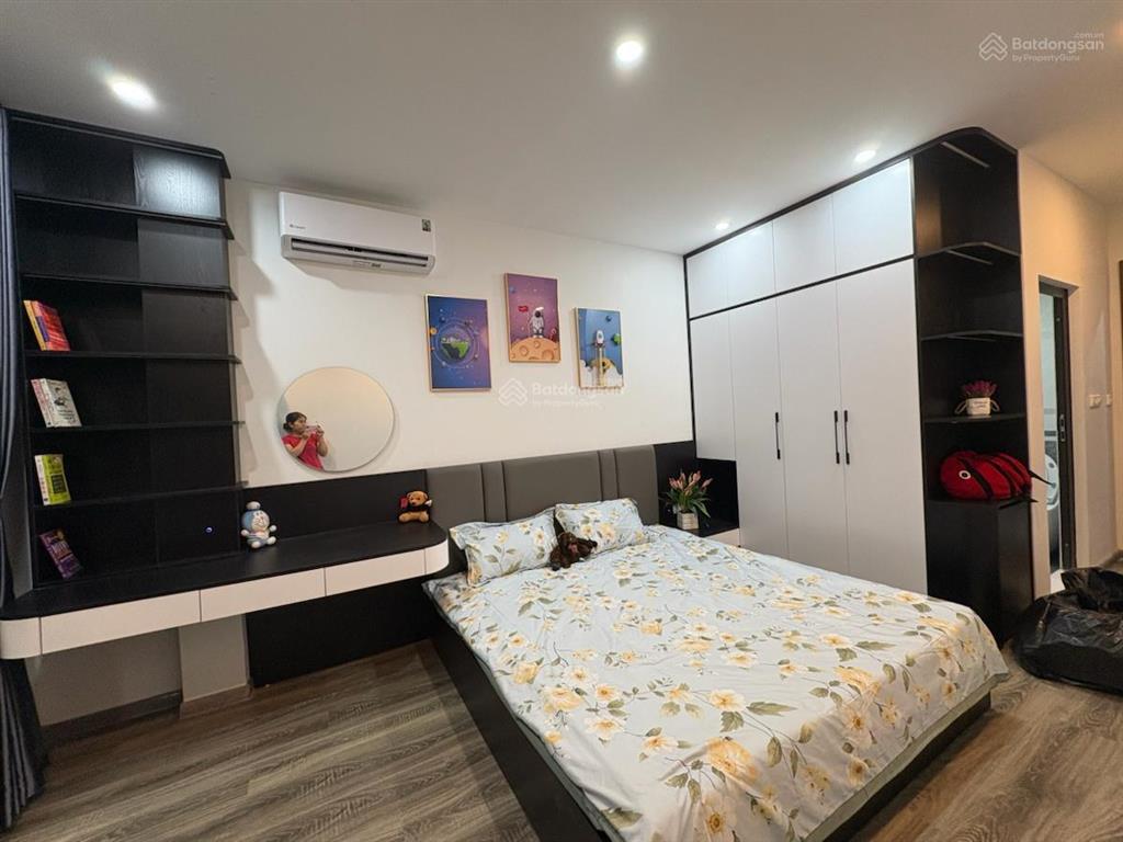 Bán nhà phố lưu quang vũ, 45m2, 6 tầng. mặt tiền 5,4m. nhà đẹp, kinh doanh, giá 30 tỷ