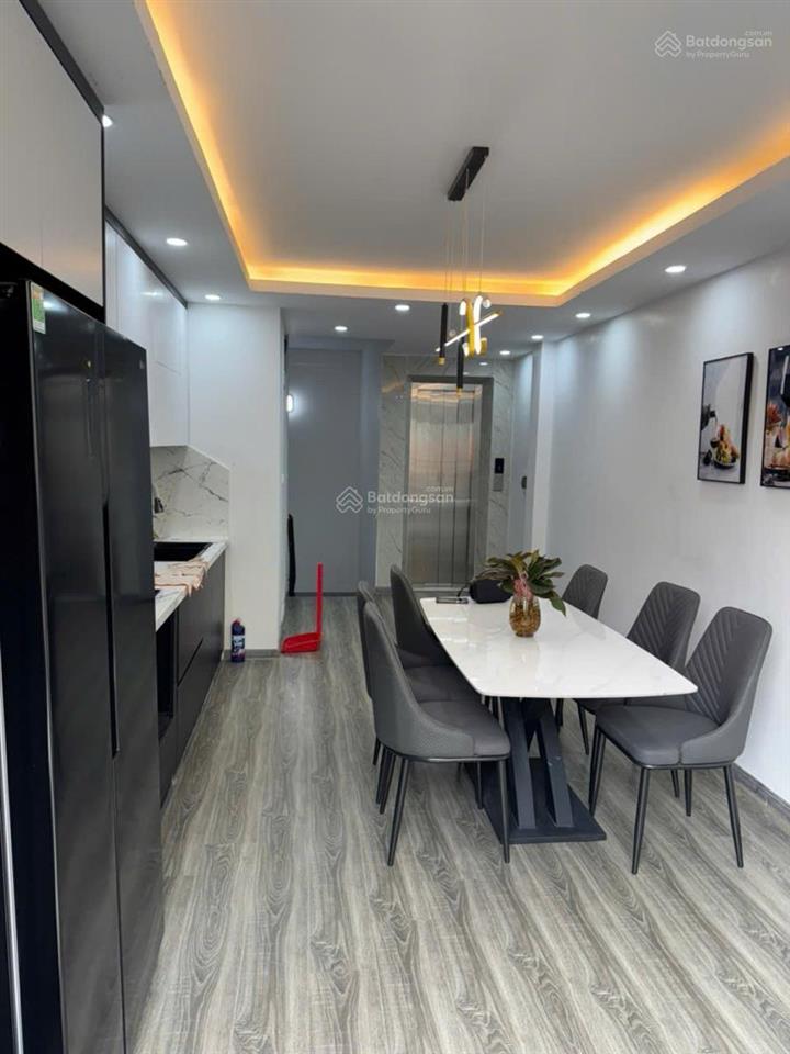 Bán nhà phố lưu quang vũ, 45m2, 6 tầng. mặt tiền 5,4m. nhà đẹp, kinh doanh, giá 30 tỷ