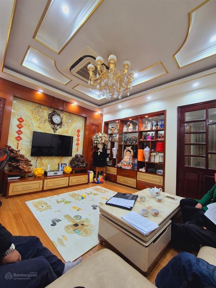 Bán nhà phố lưu quang vũ, 45m2, 6 tầng. mặt tiền 5,4m. nhà đẹp, kinh doanh, giá 30 tỷ