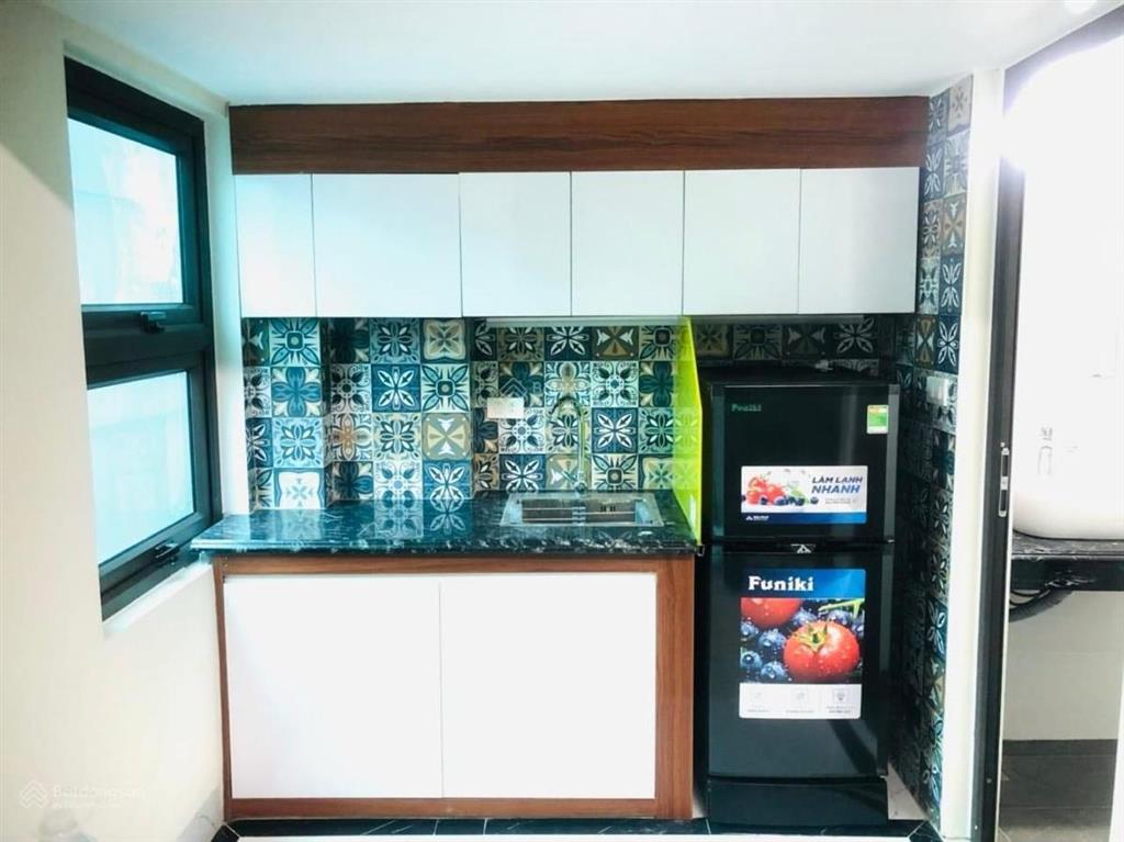 Bán nhà triều khúc 55m2 ,9 tầng ,mặt tiền 4.1m . 10m ra phố ,doanh thu 80tr/ tháng,chào bán 15,9 tỷ