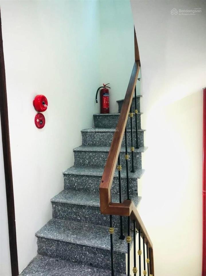 Bán nhà triều khúc 55m2 ,9 tầng ,mặt tiền 4.1m . 10m ra phố ,doanh thu 80tr/ tháng,chào bán 15,9 tỷ