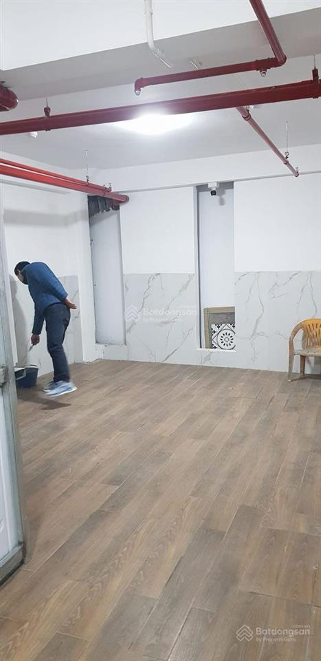 Bán nhà triều khúc 55m2 ,9 tầng ,mặt tiền 4.1m . 10m ra phố ,doanh thu 80tr/ tháng,chào bán 15,9 tỷ