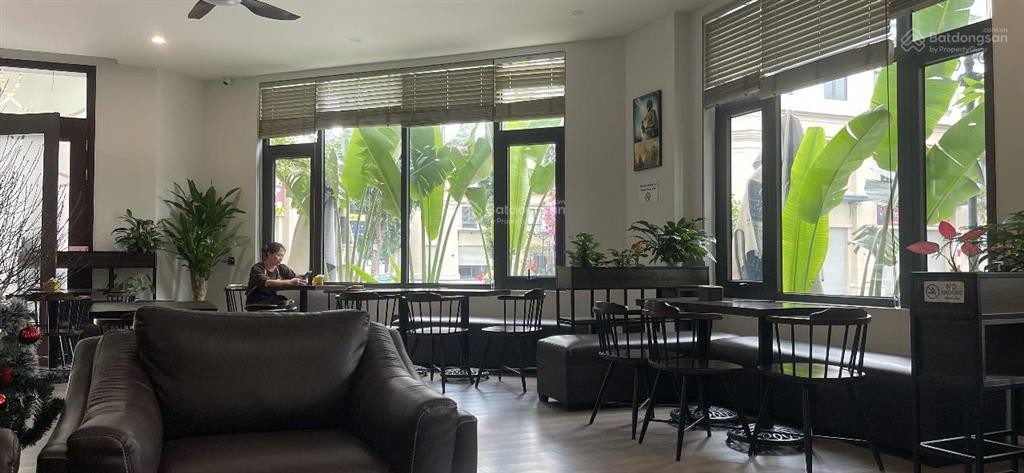 Bán nhà phố phương mai. toà văn phòng cho thuê. 66m2 8 tầng, mặt tiền 6m, 33,9 tỷ