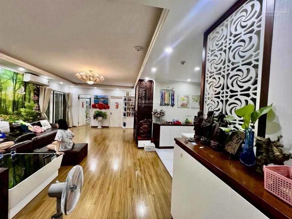 Bán căn hộ chung cư m5 nguyễn chí thanh, 149 m2, 3 ngủ, 2wc, 11 tỷ