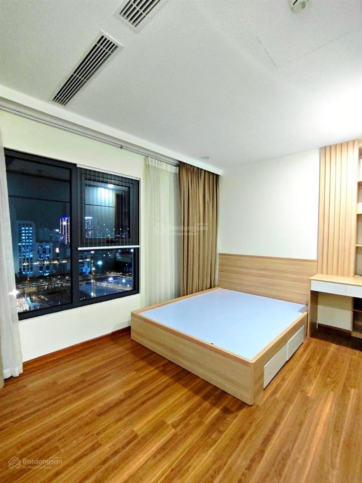 Bán chung cư golden park tower p12 114.5m2 , t12. giá 13 tỷ số 2 phạm văn bạch, cầu giấy