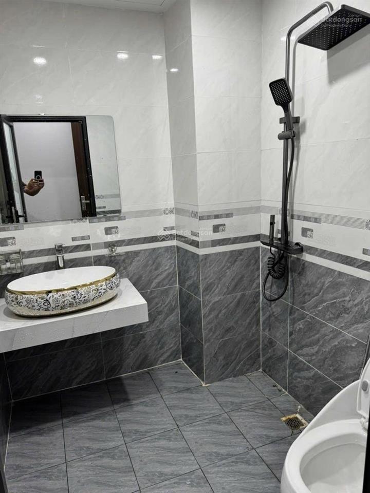 Bán nhà gần công viên thống nhất, phố nguyễn đình chiểu, 50m² 6 tầng, mặt tiền 3,8m, 50 tỷ