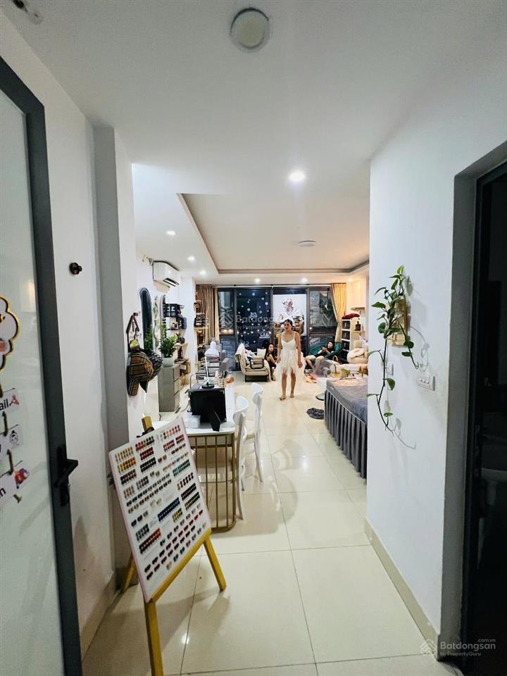 Bán nhà phố hoàng cầu 45m², 6 tầng, mặt tiền 5,2m, lô góc, kinh doanh 29 tỷ