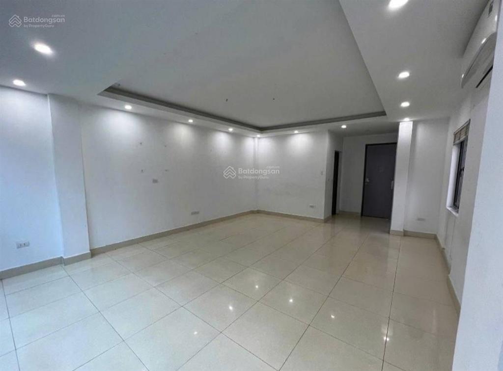 Bán nhà phố hoàng cầu 45m², 6 tầng, mặt tiền 5,2m, lô góc, kinh doanh 29 tỷ