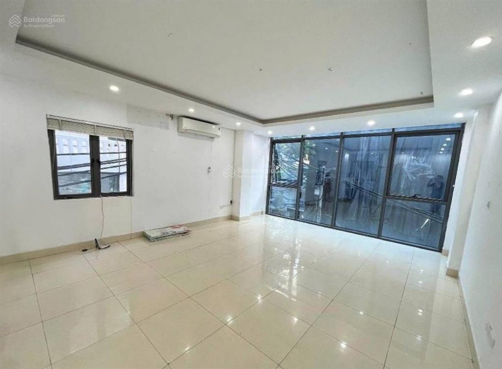 Bán nhà phố hoàng cầu 45m², 6 tầng, mặt tiền 5,2m, lô góc, kinh doanh 29 tỷ