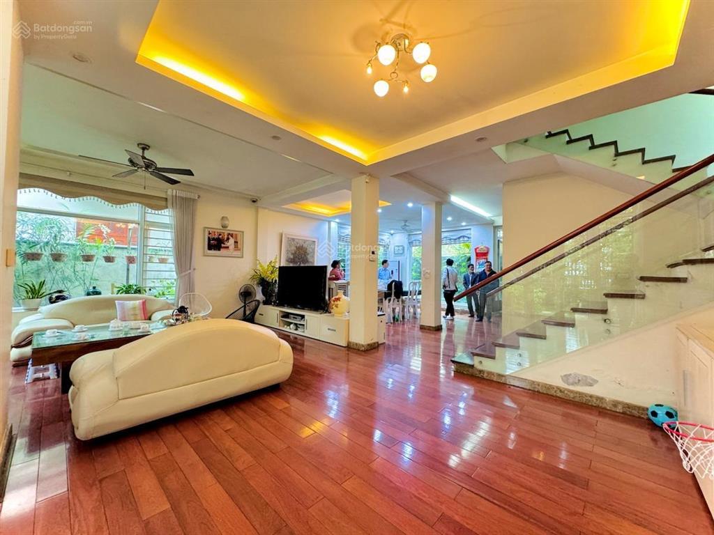 Bán biệt thự bt mễ trì hạ, nam từ liêm, 190m2 5 tầng, mặt tiền 11m, giá 69 tỷ