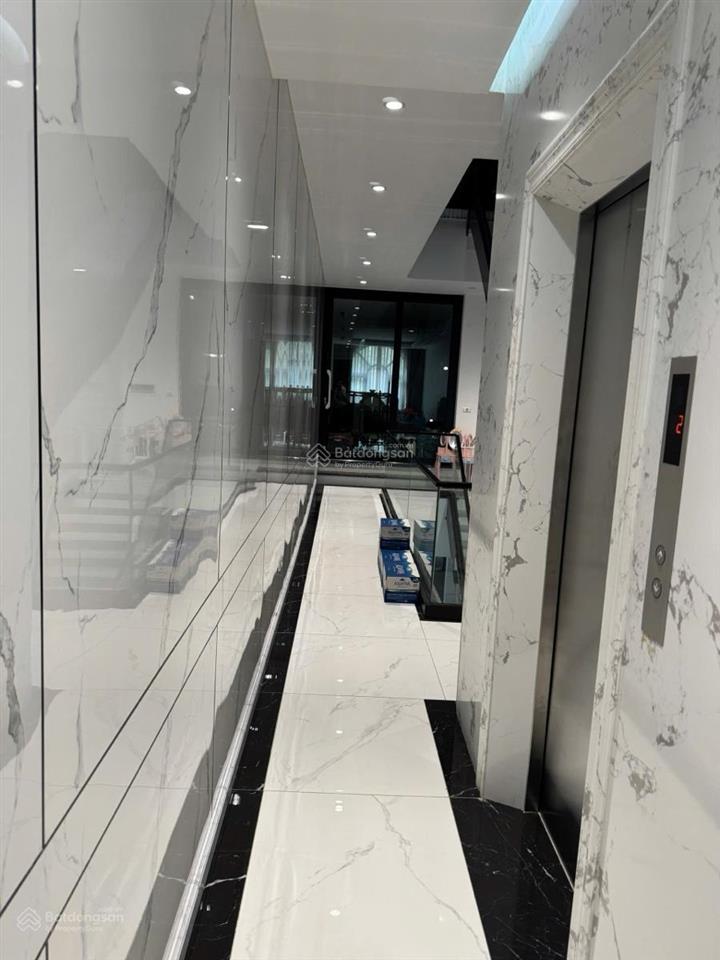Bán nhà phố huế, hoàn kiếm. 150m2, 6 tầng thang máy, mt 4,5m giá 155 tỷ