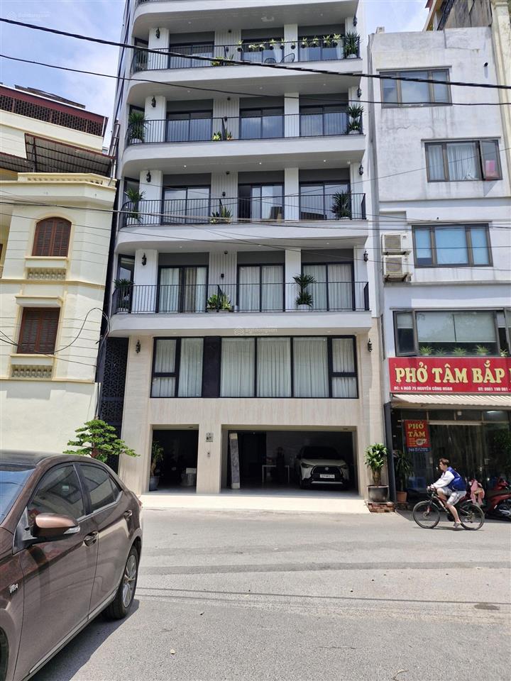 Bán nhà phố ngọc khánh , ba đình , 42m2 , 6 tầng , thang máy , mặt tiền 4,2m , ngõ ô tô , giá 20 tỷ