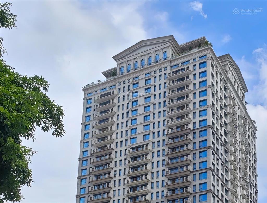 Bán chung cư tân hoàng minh , nguyễn văn huyên , căn hộ 200m2 5 ngủ , 5wc .tầng 24 , giá 52 tỷ
