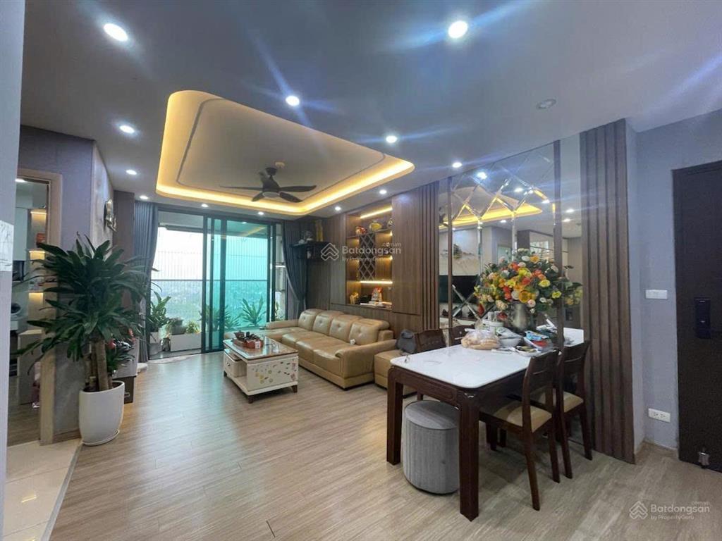 Căn hộ chung cư dương nội , 100m2 3 ngủ 2 wc full nội thất , giá 7,8 tỷ