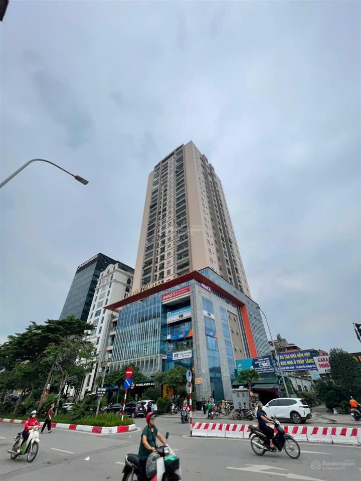 Bán chung cư lâm viên nguyễn phong sắc ,cầu giấy, 120m2 ,3 ngủ , 2wc , giá 10,9 tỷ