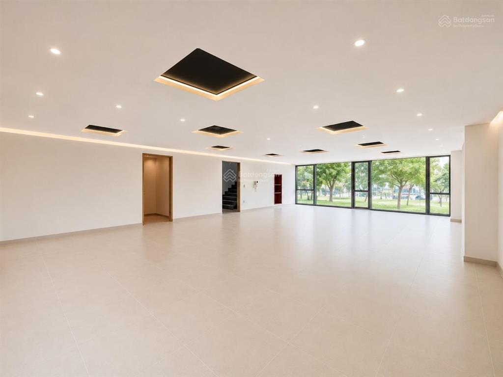 Bán nhà phố vũ phạm hàm, cầu giấy, 148m 7 tầng thang máy, mặt tiền 6m, 99 tỷ