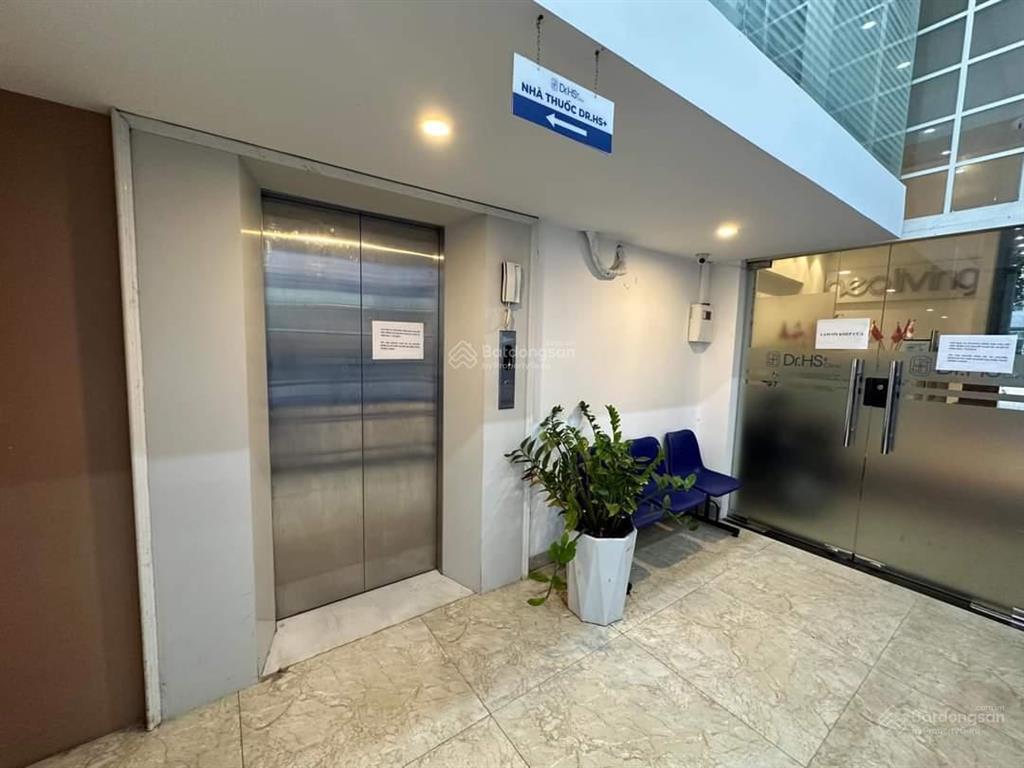 Bán nhà phố mạc thái tổ, cầu giấy. 50 m² 7 tầng thang máy. mặt tiền 4 mét. ô tô tránh 27 tỷ