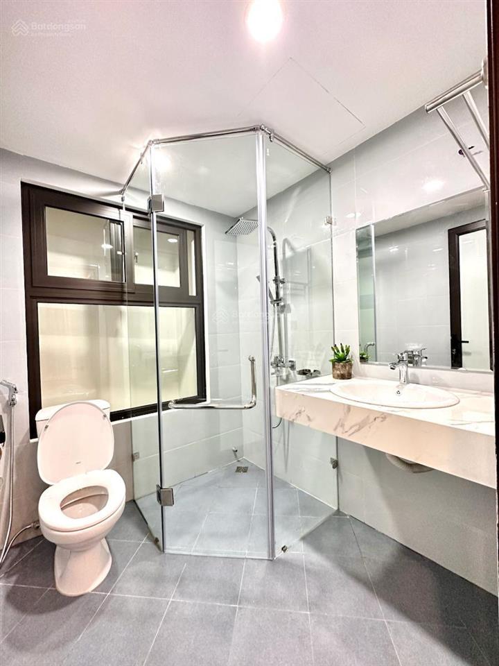 Bán nhà đường trần thái tông, cầu giấy, 45 m2, 4 tầng, mt 4,5m, giá 9,9 tỷ. ngõ ô tô, tt chuẩn