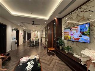 Bán chung cư royal city toà r2 tầng 25 . 4 ngủ giá 16,7 tỷ