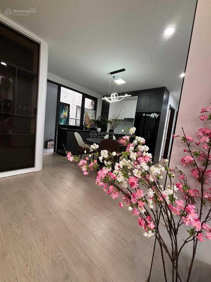 Bán căn hộ 3 phòng ngủ tú mỡ cầu giấy giá 10 tỷ | 115.7m | căn góc 3 mặt thoáng | full nội thất |