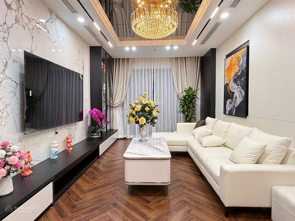 Bán nhà phố trung kính, cầu giấy 53m, 7 tầng, thang máy, mặt tiền 3,8m, giá 28 tỷ