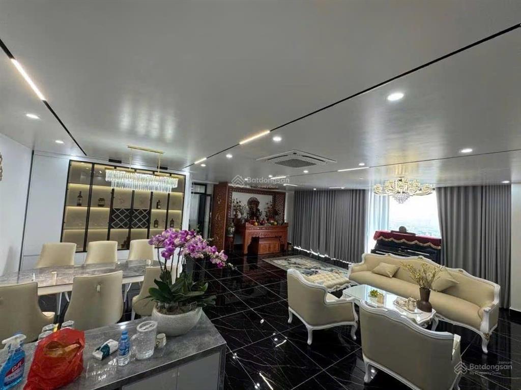 Bán căn hộ chung cư cầu giấy, tòa viện chiến lược bộ công an. 120m 3 phòng ngủ. 2 wc giá 10 tỷ