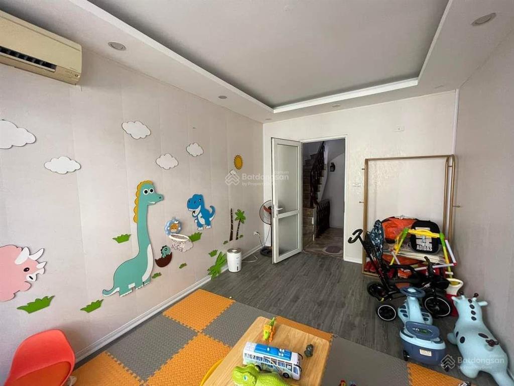 Bán nhà phố hồ tùng mậu lô góc 2 thoáng ở ngay 32m2 5t, mặt tiền 4,2m, 7 tỷ