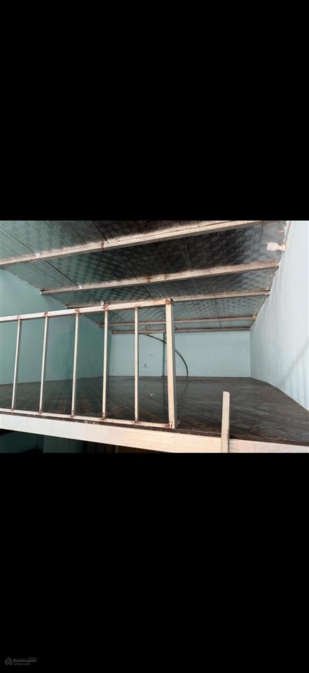 Cho thuê nhà mặt phố thanh bình mộ lao, hà đông, 70m2, có wc, gác xép ở 10 người