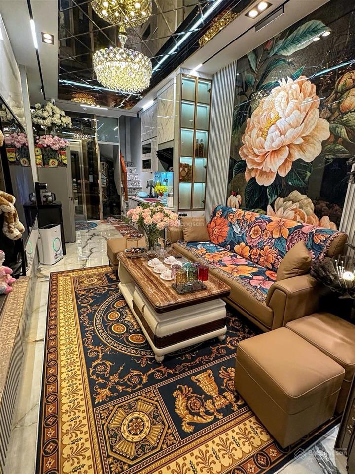 Cho thuê nhà minh khai, 35m2 5 tầng, thang máy, ngõ ô tô, 20 triệu/tháng