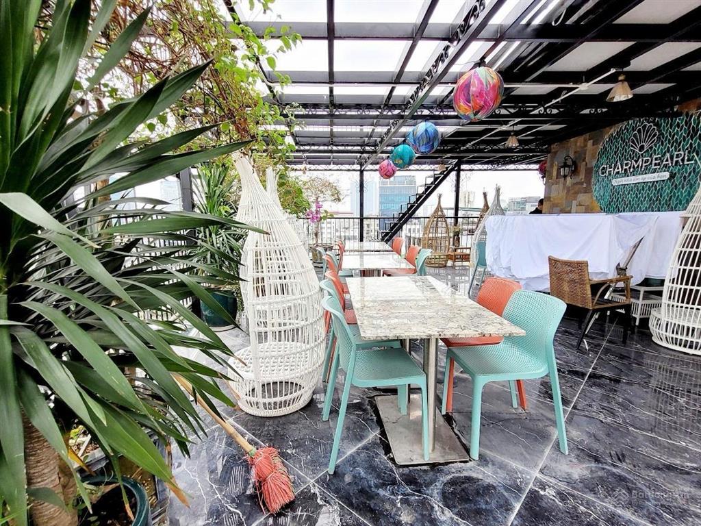 Bán khách sạn phố cát linh hà nội. dt 280m2 mặt tiền 14m, doanh thu 20 tỷ/năm, giá 279 tỷ