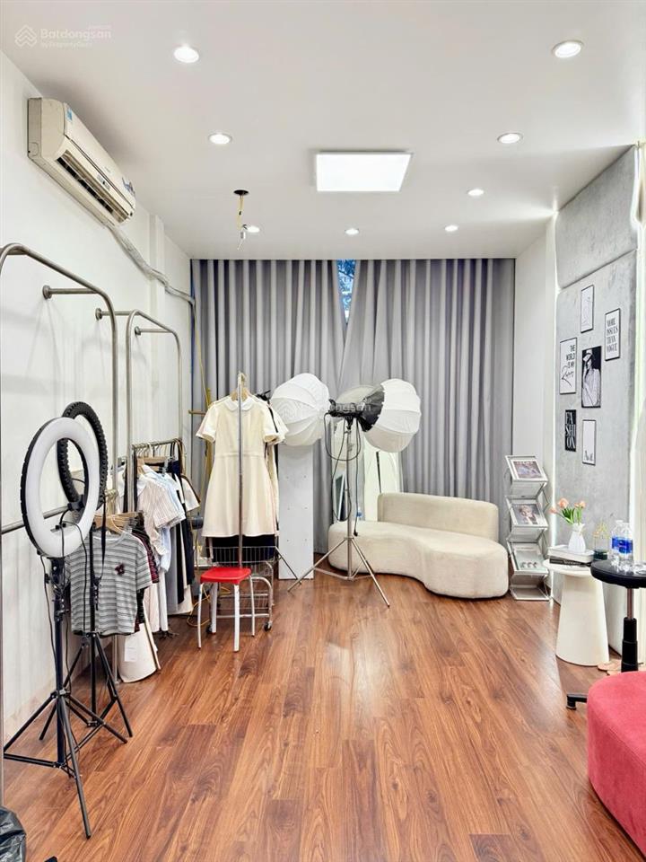 Chính chủ bán nhà nguyễn xiển, 55m2, 5 tầng, mặt tiền 4m, giá 19 tỷ, nhà 2 mặt tiền