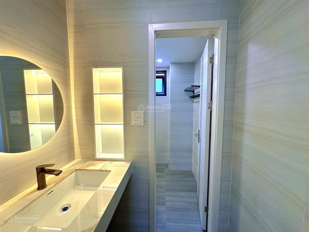 Bán nhà xuân đỉnh ngõ 435, dt 36m2, 5 tầng, mặt tiền 4m, giá 8,8 tỷ, nhà mới, thang máy