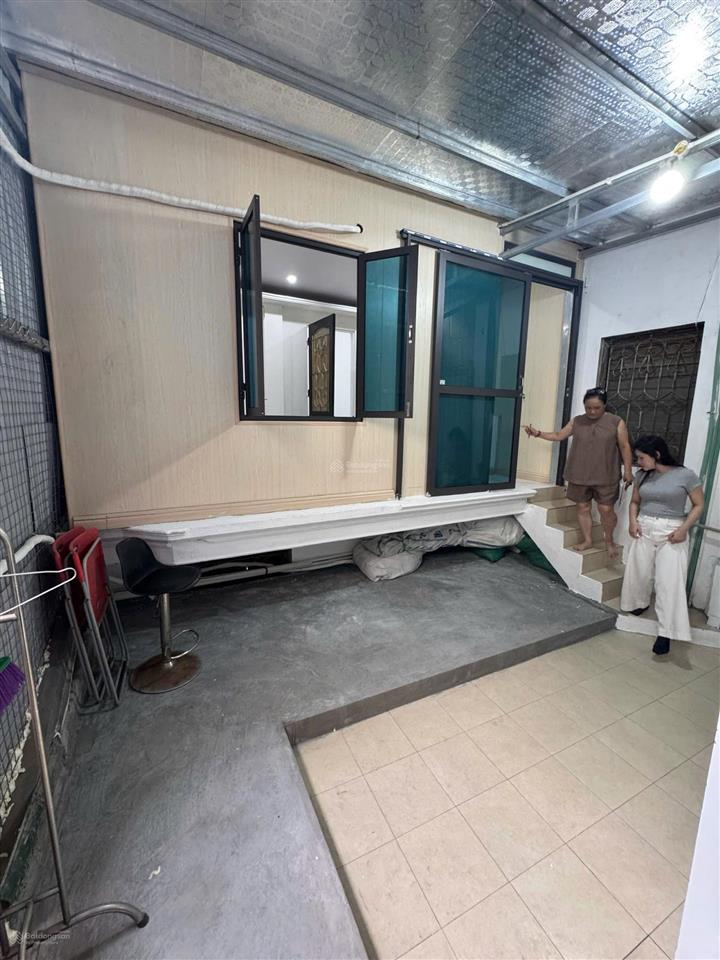 Cho thuê nhà đội cấn, nhà đẹp full đồ giá 9,9 triệu